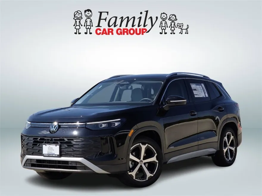 2025 Volkswagen Tiguan SE photo 1