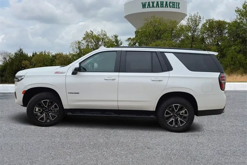 2022 Chevrolet Tahoe Z71 photo 1