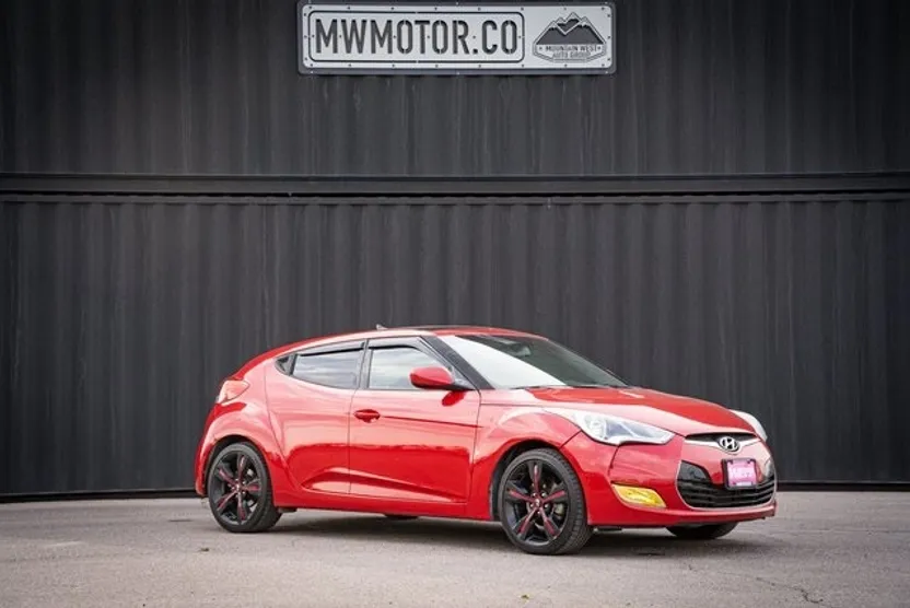 2013 Hyundai Veloster Base photo 1