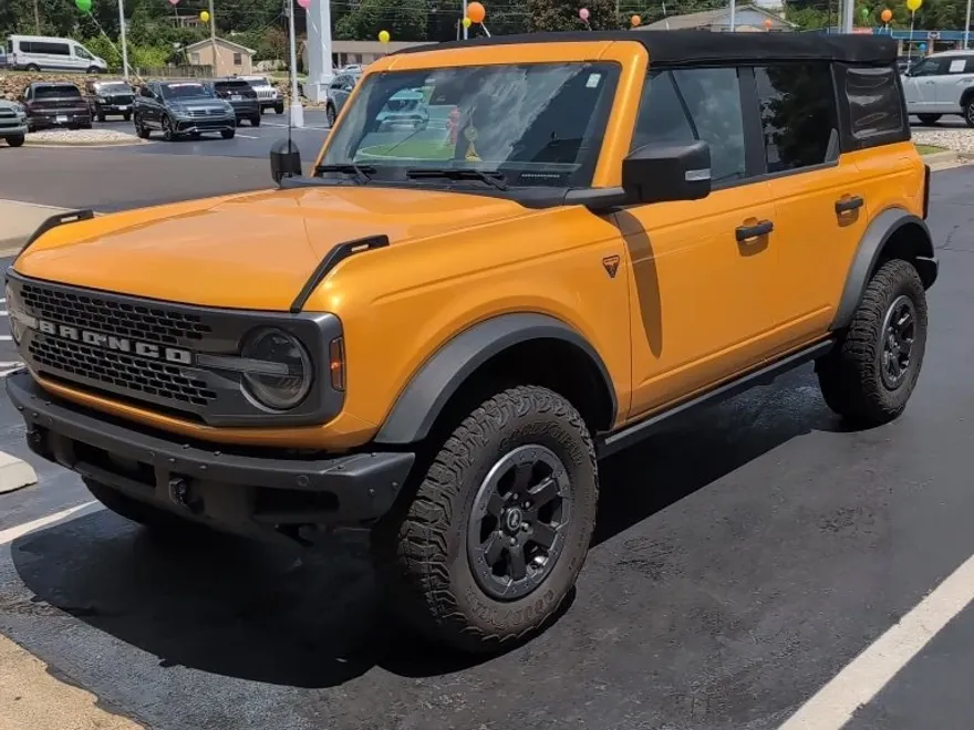 2021 Ford Bronco Badlands photo 1