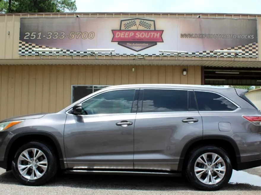 2015 Toyota Highlander XLE photo 1