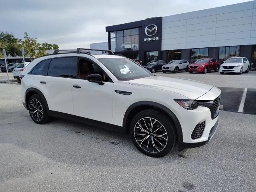 2025 Mazda CX-70 Premium Plus photo 1