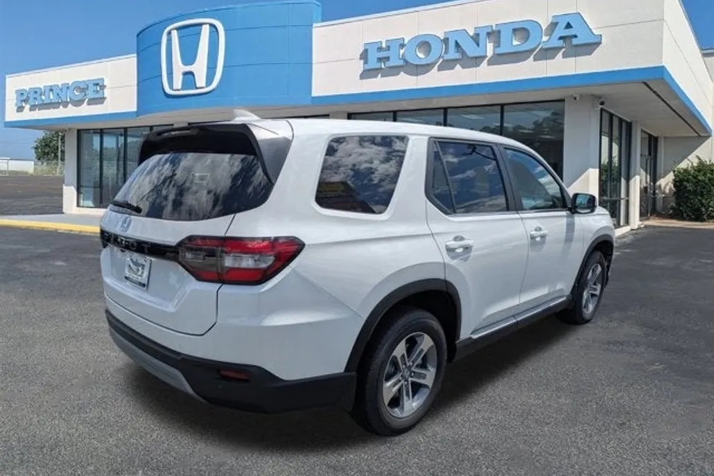 2025 Honda Pilot EX-L photo 1