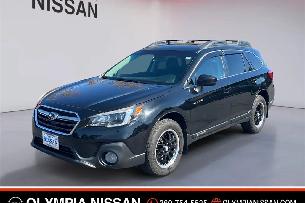 2018 Subaru Outback 2.5i Premium photo 1