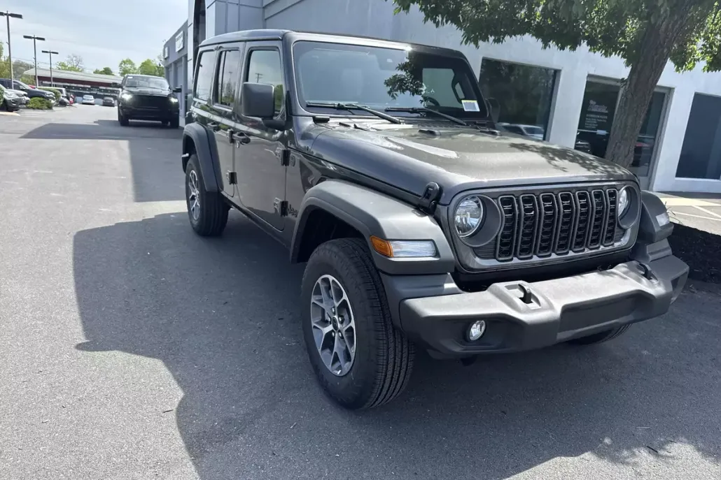 2025 Jeep Wrangler Sport photo 1