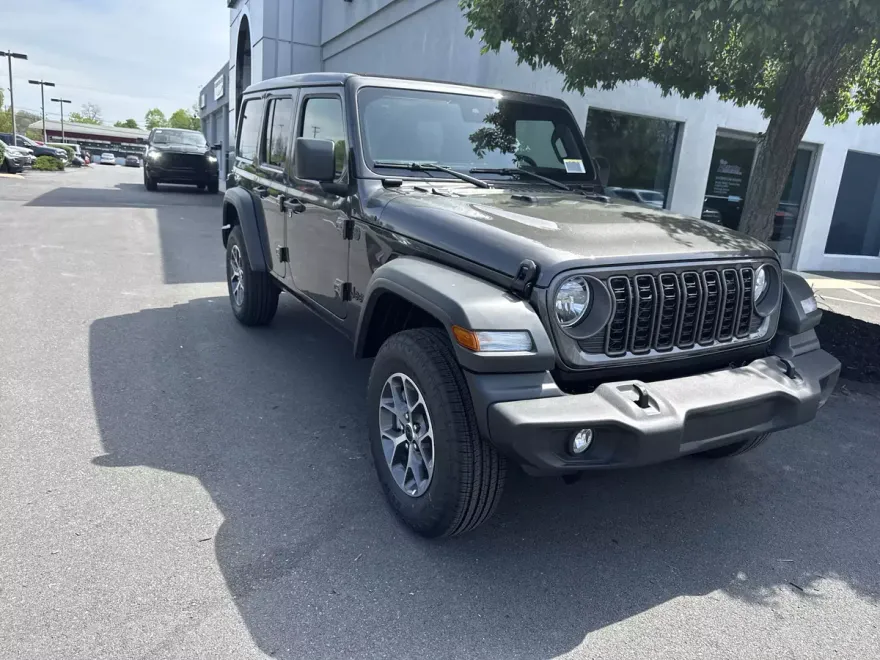 2025 Jeep Wrangler Sport photo 1