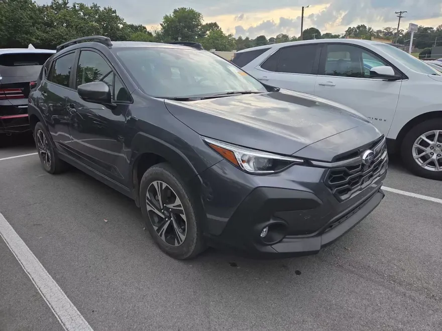 2024 Subaru Crosstrek Premium photo 1