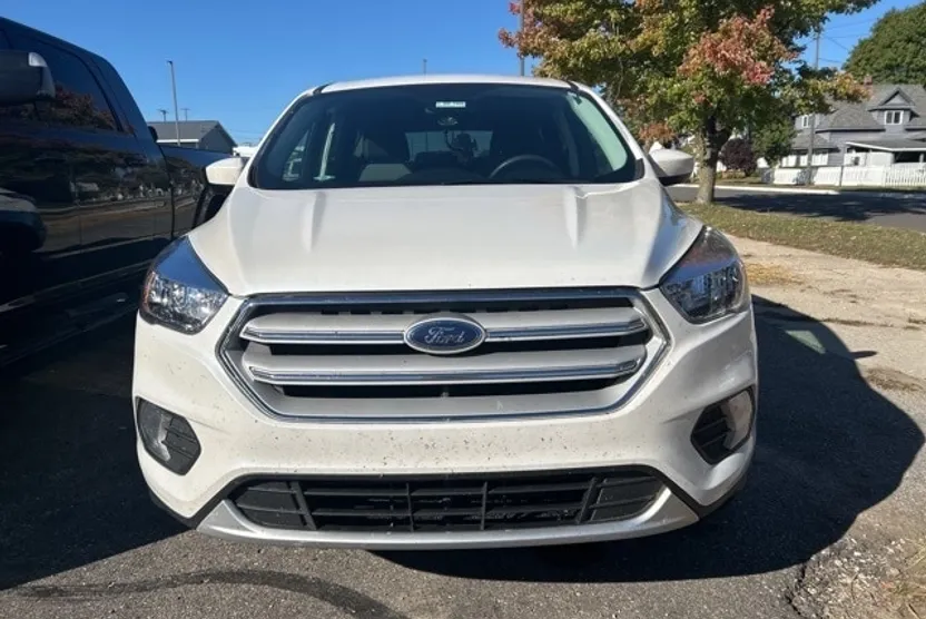 2017 Ford Escape SE photo 1