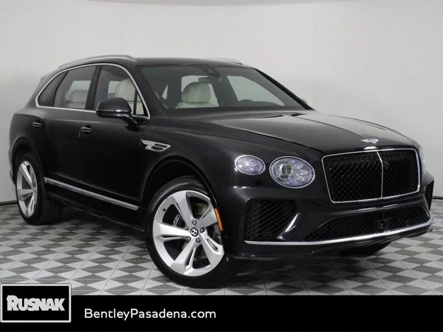 2025 Bentley Bentayga V8 photo 1