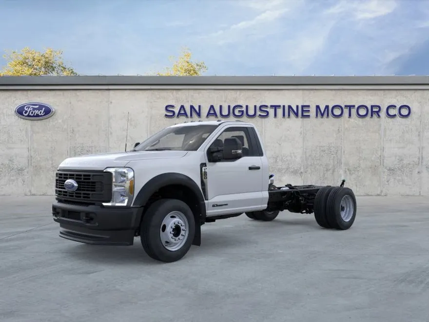 2026 Ford F-600 photo 1