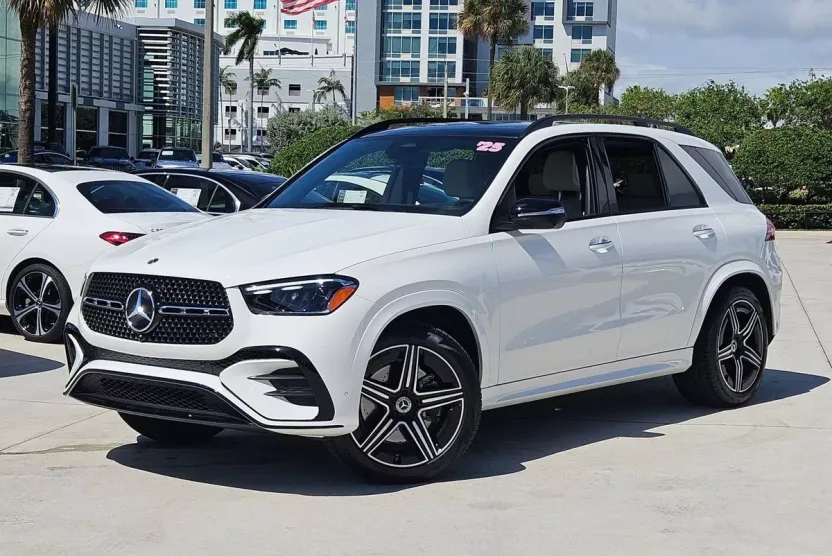 2025 Mercedes Benz GLE 350 4MATIC photo 1