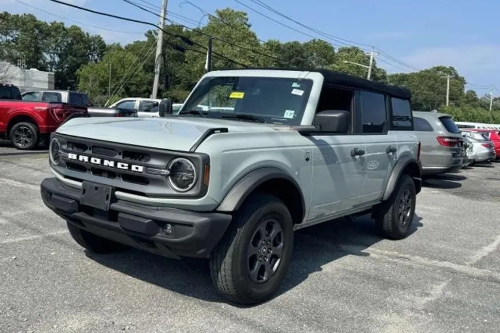 2022 Ford Bronco Big Bend photo 1