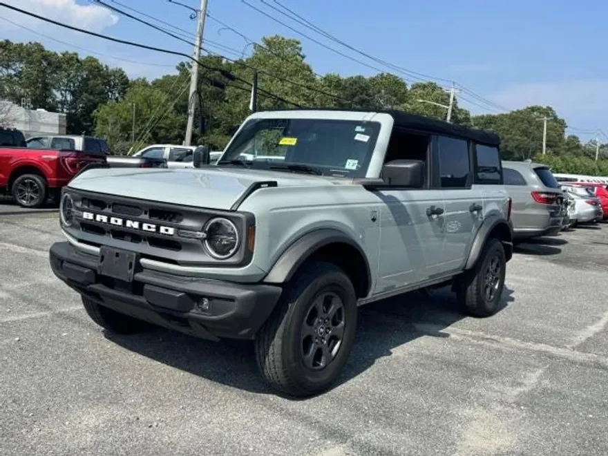 2022 Ford Bronco Big Bend photo 1