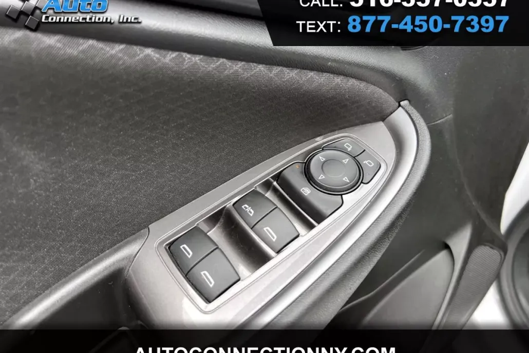 2023 Chevrolet Malibu 1LT photo 1