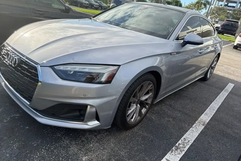 2022 Audi A5 Premium Plus Quattro photo 1