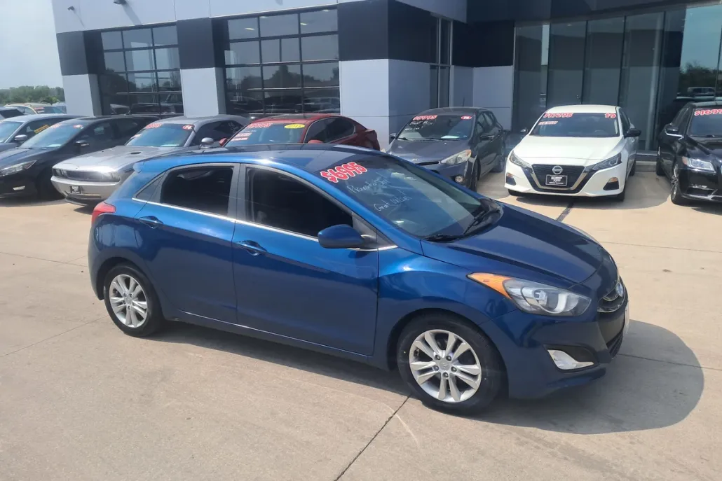 2014 Hyundai Elantra GT Base photo 1
