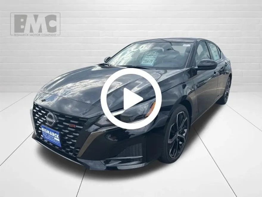 2025 Nissan Altima 2.5 SR photo 1
