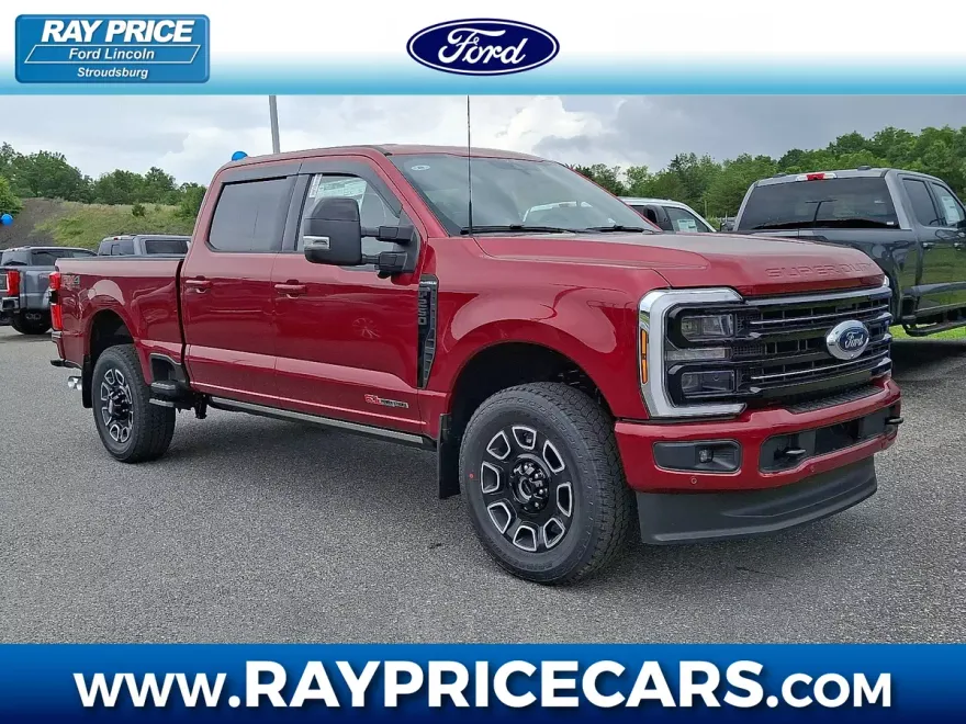 2025 Ford F-250 Platinum photo 1