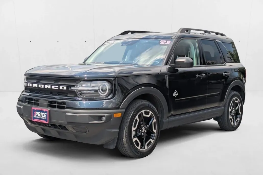 2023 Ford Bronco Sport Outer Banks photo 1