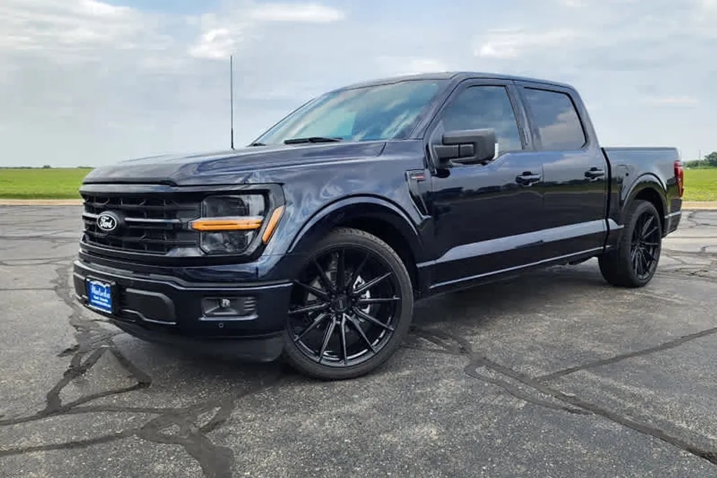 2024 Ford F-150 XLT photo 1