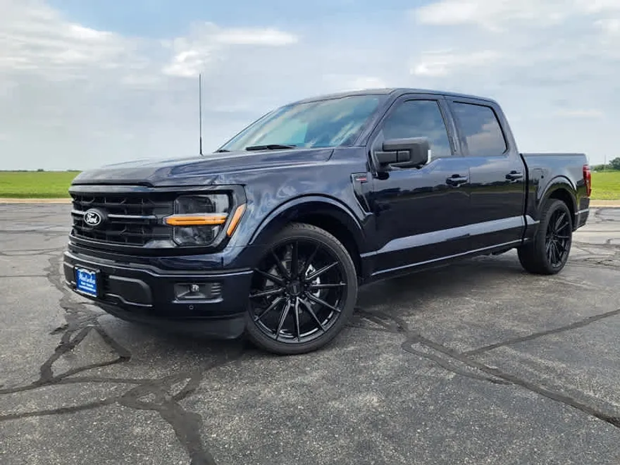 2024 Ford F-150 XLT photo 1