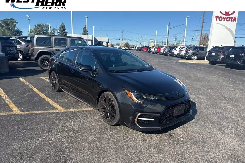 2021 Toyota Corolla XSE photo 1
