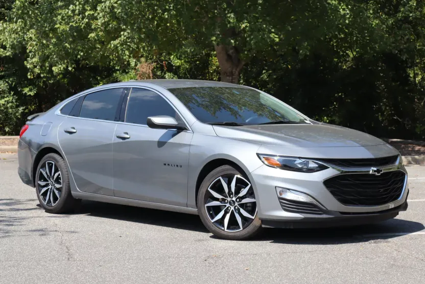 2023 Chevrolet Malibu RS photo 1