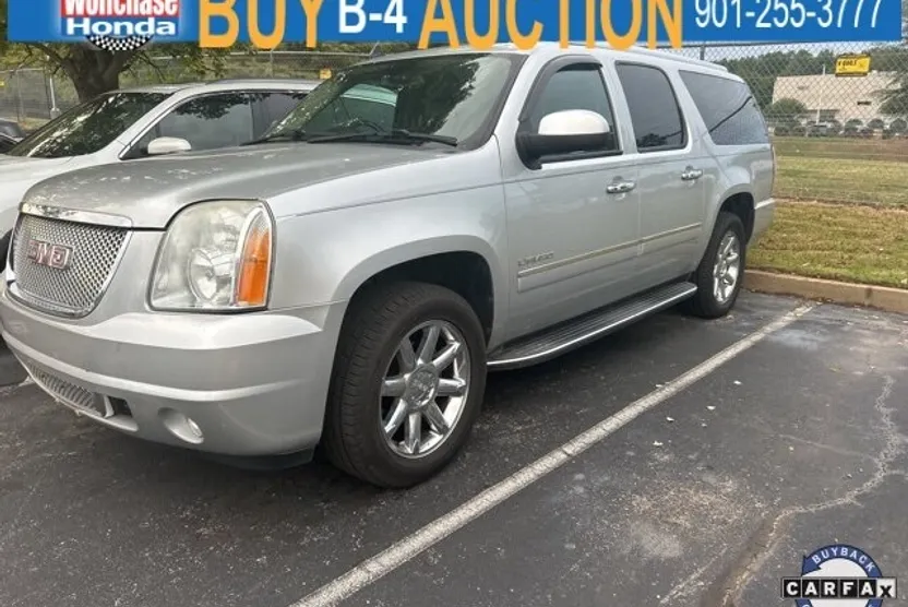 2012 Gmc Yukon XL Denali photo 1