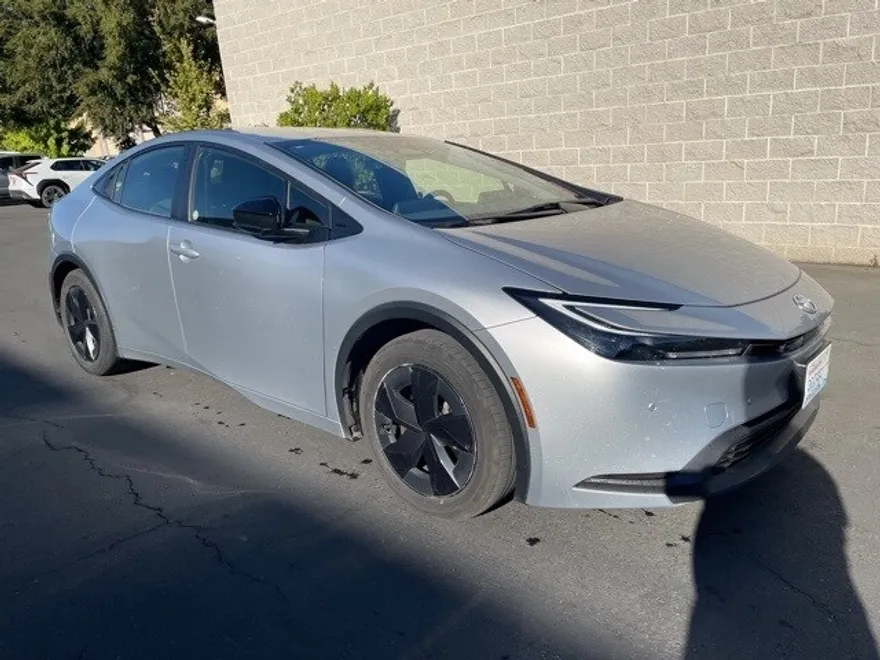 2024 Toyota Prius Limited photo 1