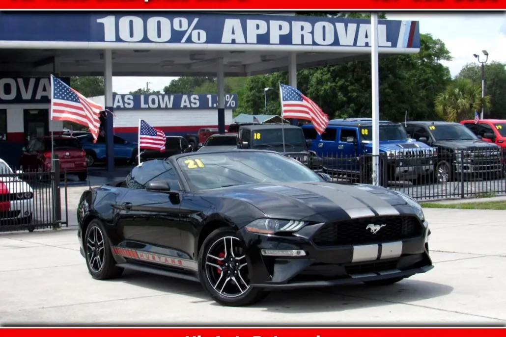 2021 Ford Mustang EcoBoost Convertible photo 1