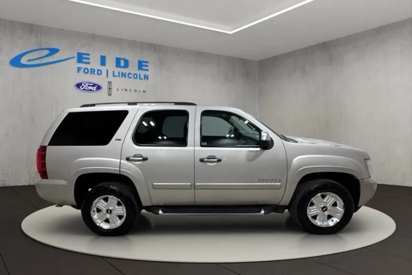 2008 Chevrolet Tahoe LT photo 1
