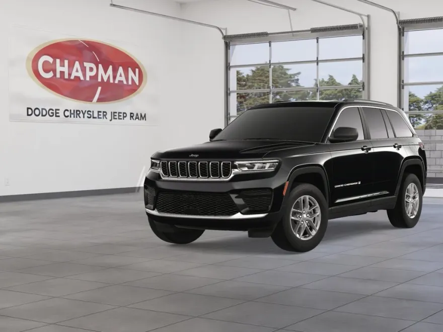 2025 Jeep Grand Cherokee Laredo photo 1