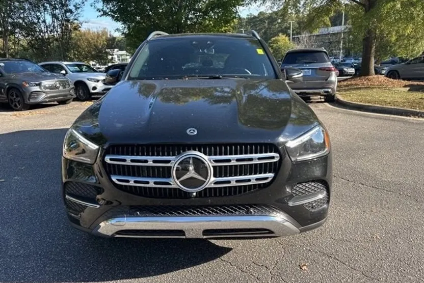 2025 Mercedes Benz GLE 450 4MATIC photo 1