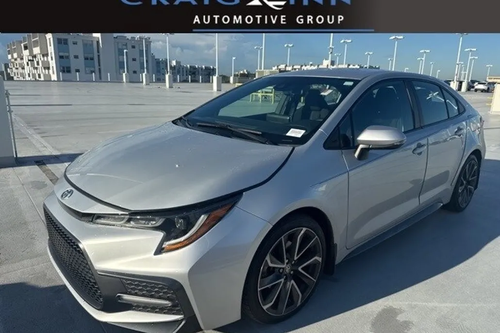 2021 Toyota Corolla SE photo 1