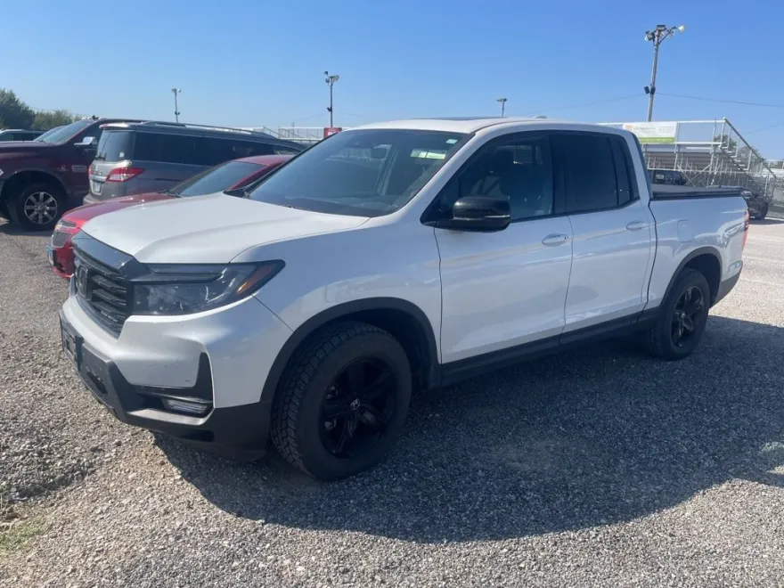 2023 Honda Ridgeline Black Edition photo 1