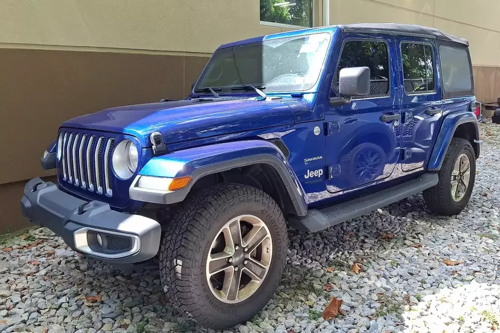 2020 Jeep Wrangler Unlimited Sahara photo 1