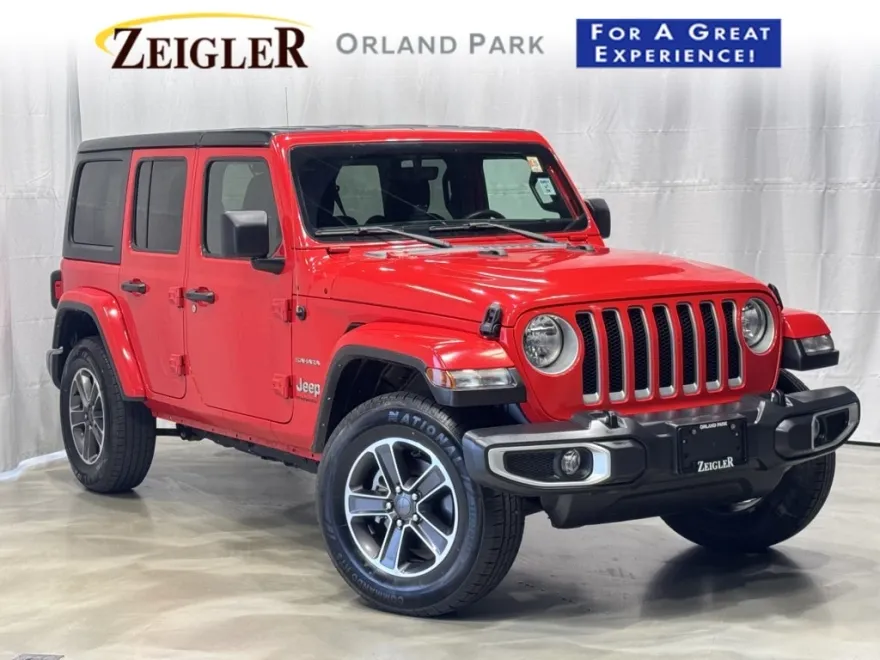 2023 Jeep Wrangler Sahara photo 1