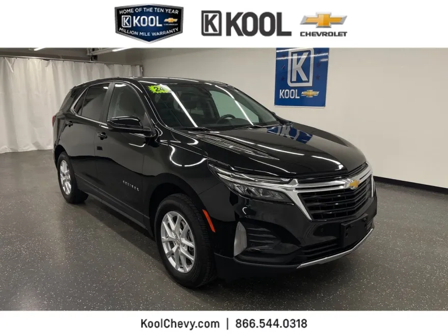 2024 Chevrolet Equinox LT photo 1