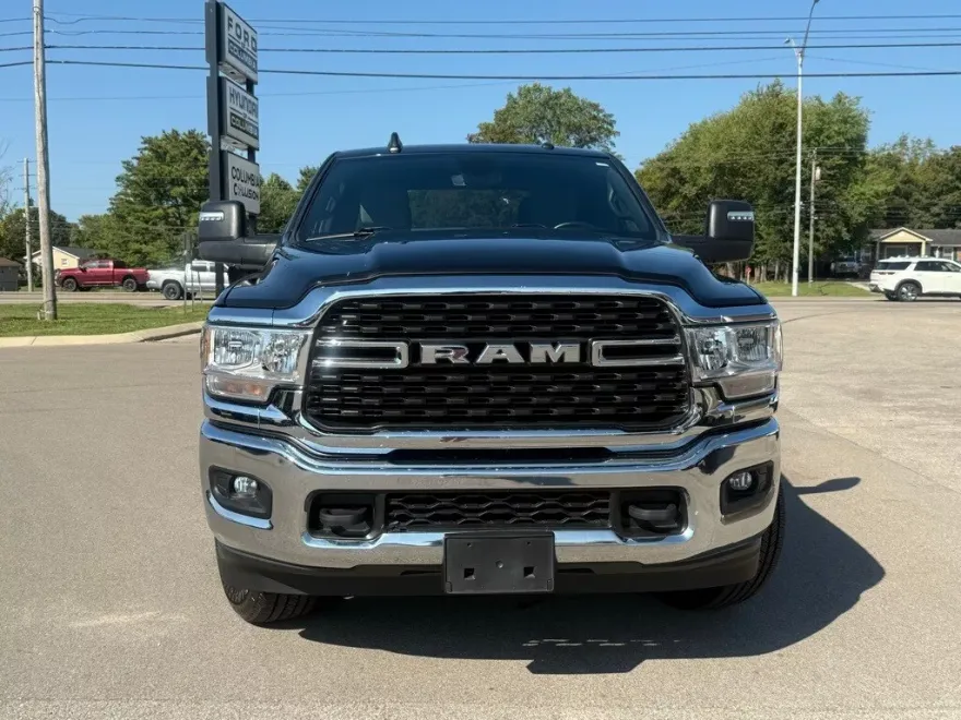 2024 Ram 2500 Big Horn photo 1