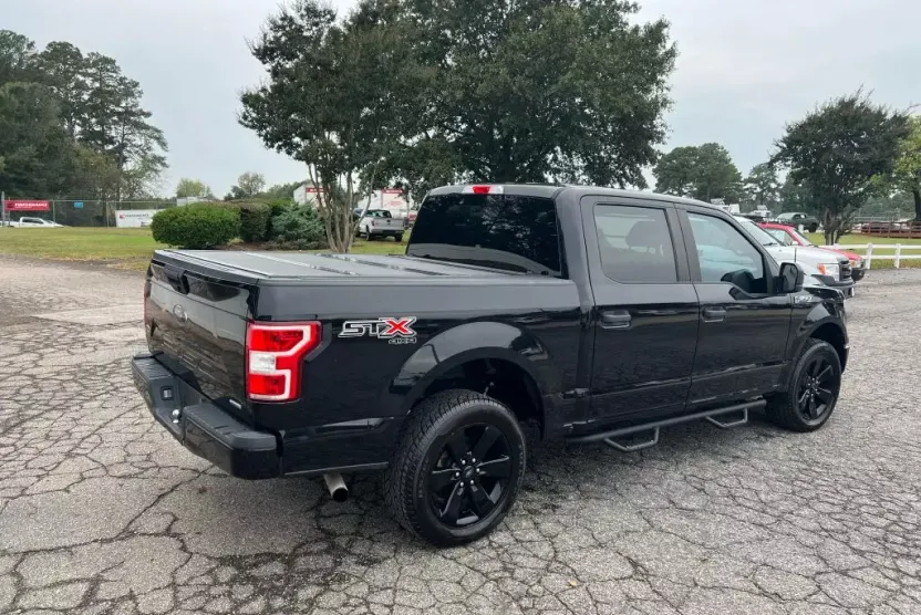 2020 Ford F-150 photo 1