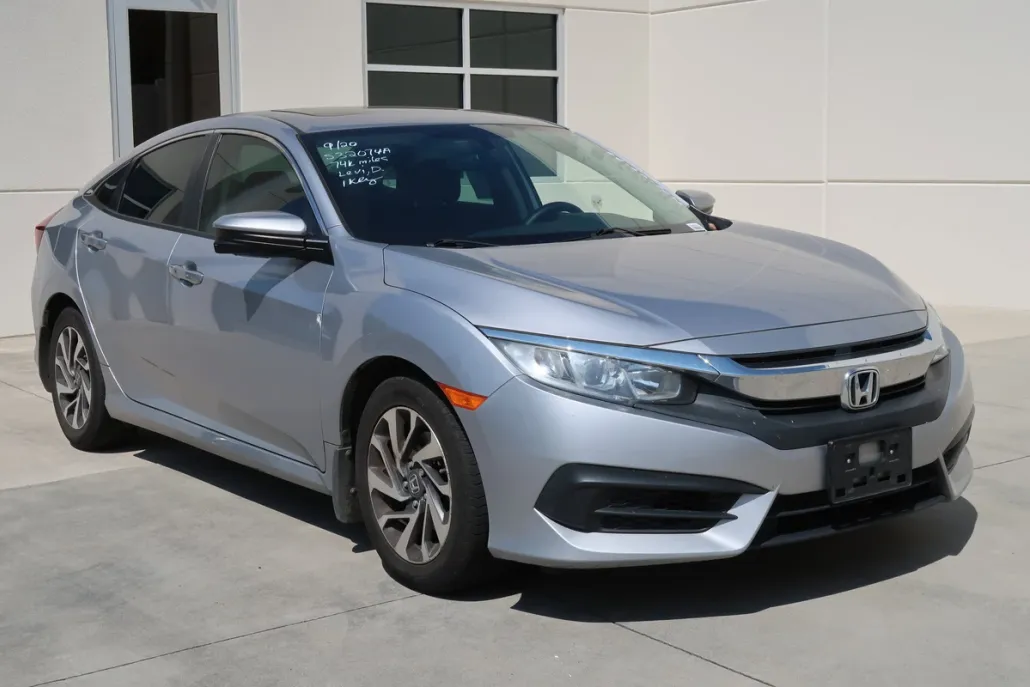 2017 Honda Civic EX photo 1
