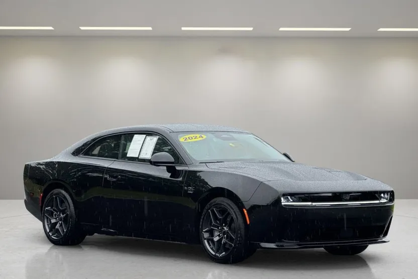 2024 Dodge Charger R/T photo 1