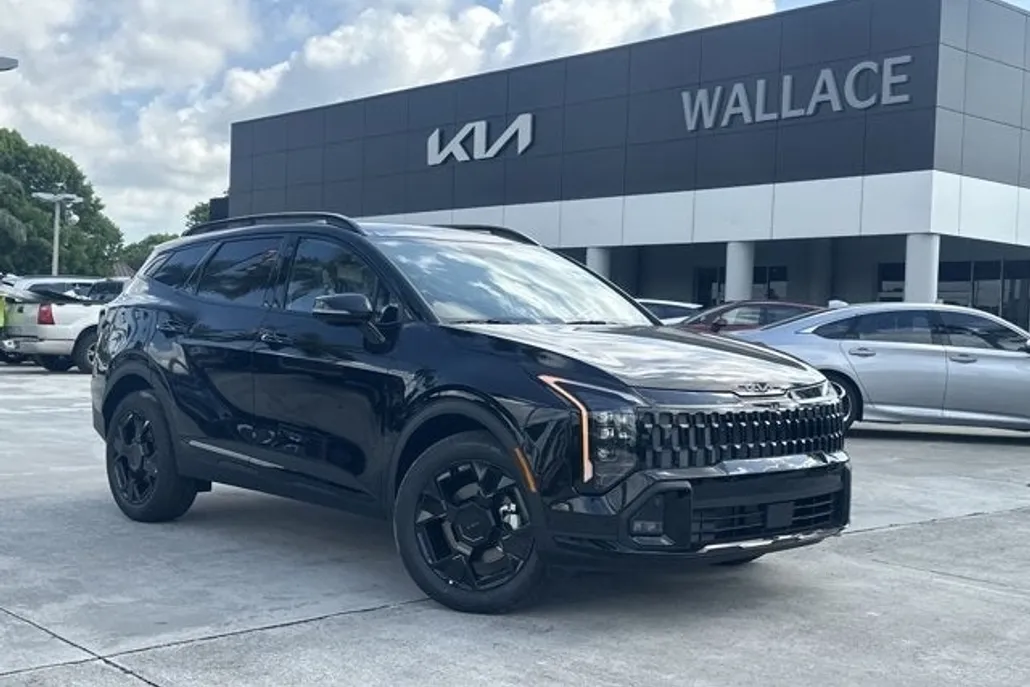 2026 Kia Sportage X-Line photo 1