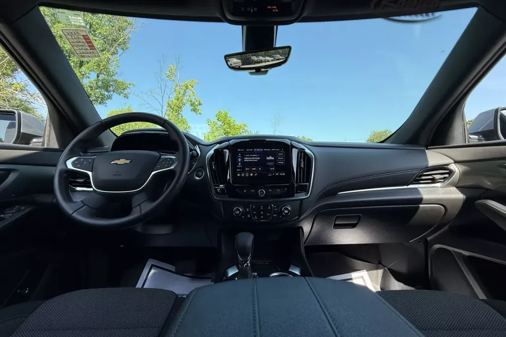 2023 Chevrolet Traverse Cloth photo 1
