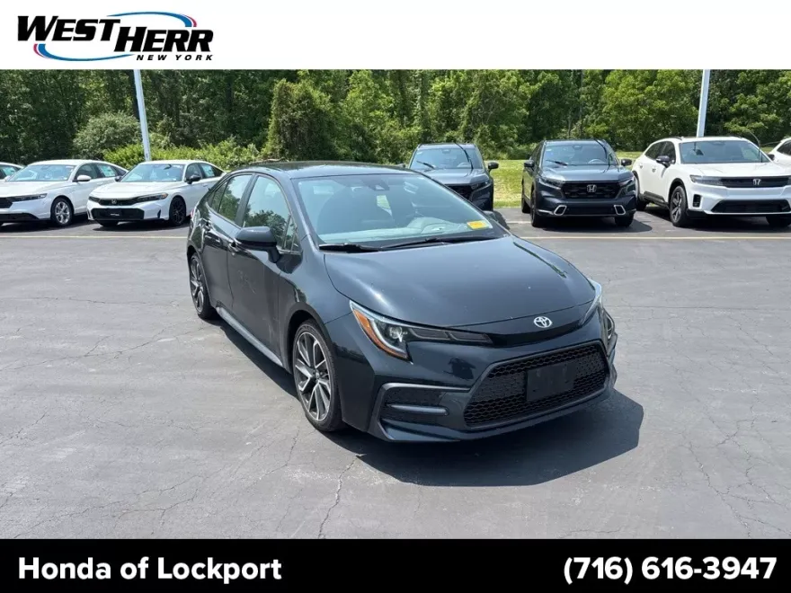 2022 Toyota Corolla SE photo 1