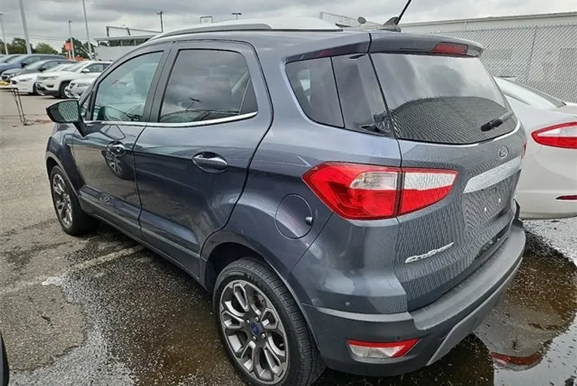 2021 Ford EcoSport Titanium photo 1