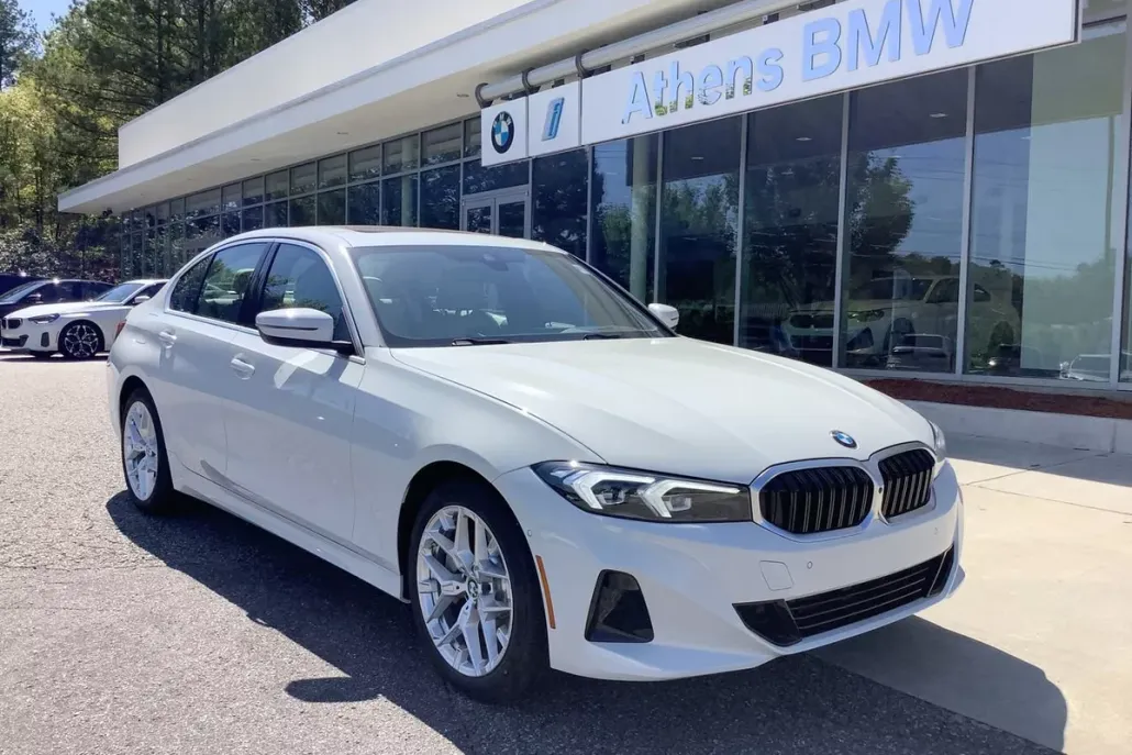 2025 Bmw 330i photo 1