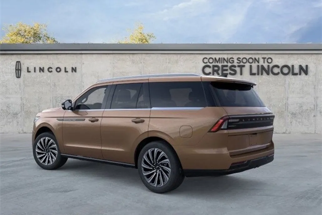 2025 Lincoln Navigator Black Label photo 1