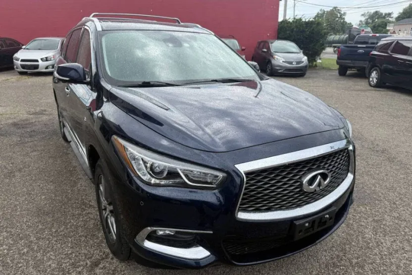 2020 Infiniti QX60 Luxe photo 1