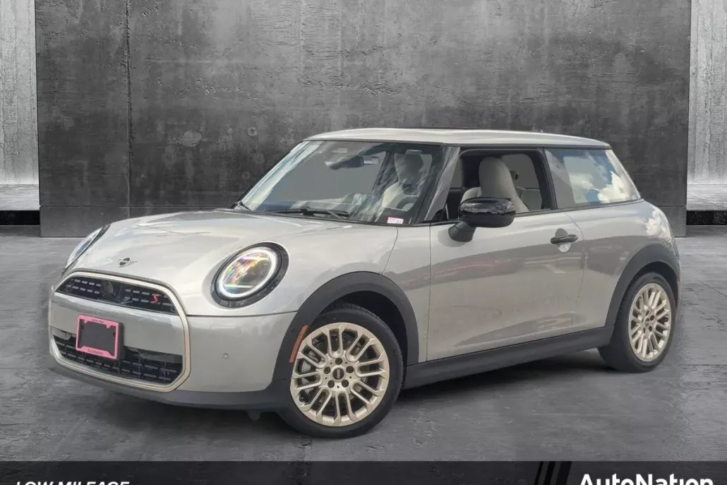 2025 Mini Cooper 2 Door Hardtop S photo 1